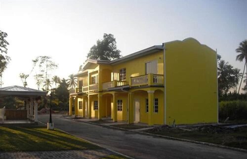 Piarco Village Suites, Rezervați Pensiune Arima Trinidad-Tobago