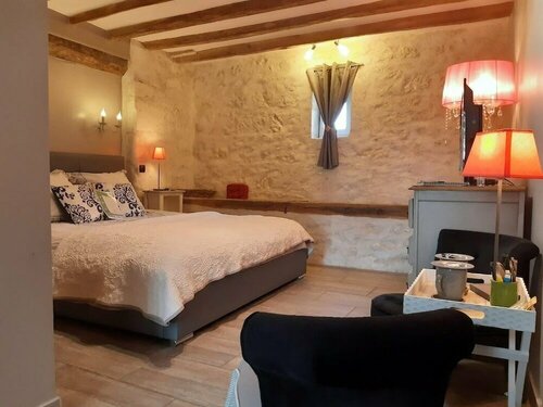 Domaine les Feuillants chambre dhôte et gîte de charme EN Touraine, piscine, Забронировать Отель Шинон 
