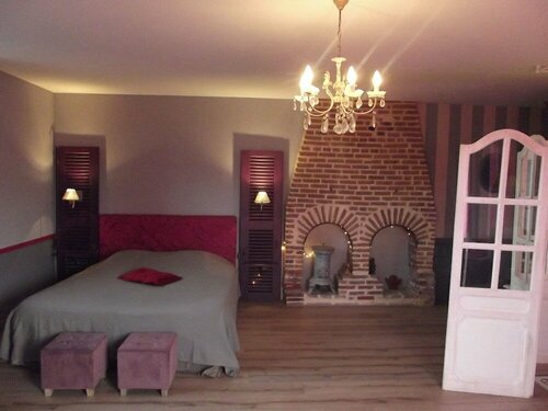 La Chaussée dOlivet, Réserver Hôtel Laval 