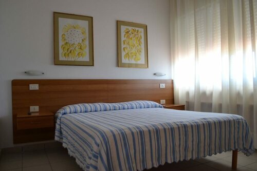 Hotel Quaglia, Забронировать Отель Отели в центре Розето-дельи-Абруцци, в центре