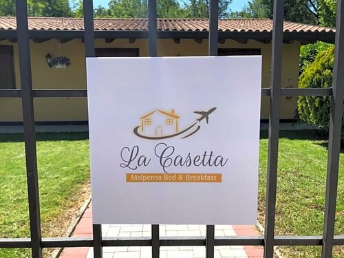 LA CASETTA Malpensa Guesthouse, Забронировать Отель Сомма-Ломбардо Provincia di Varese
