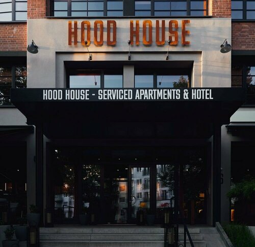 hood house, Забронировать Апарт-отель Отели Винтерхуде с парковкой, Парковка