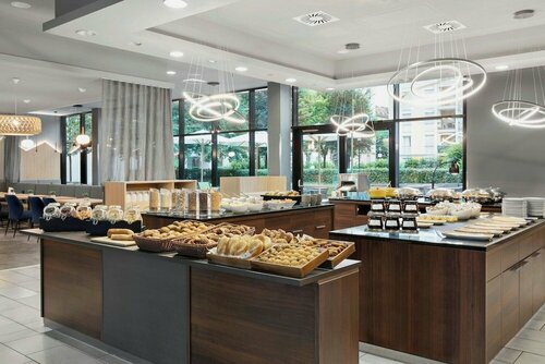 Courtyard by Marriott Munich City East, Забронировать Отель Бизнес-отели Хайдхаузен, рядом с BeMe Theatre Munich's English Language Theatre, 4* 5*