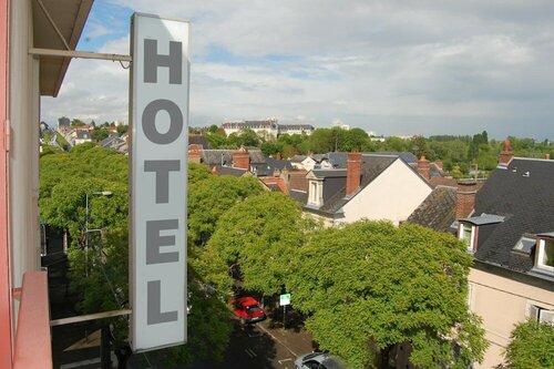 Hôtel Saint Jean, Book Hotel Hoteller i Bourges med parkering, Parkering
