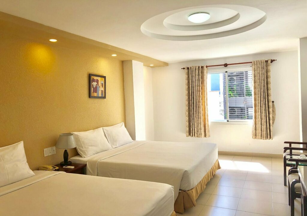Sunny Hotel