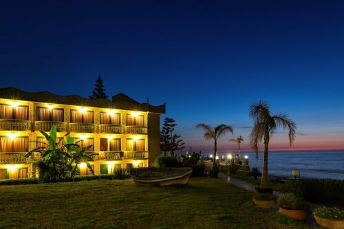 Hotel La Playa Blanca, Buchen Sie Hotel Hotels in Monti Nebrodi mit Pool, Schwimmbad