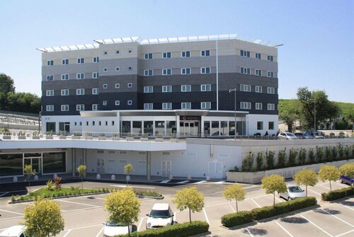 G Hotel, Varaa Hotelli Osimo Conero