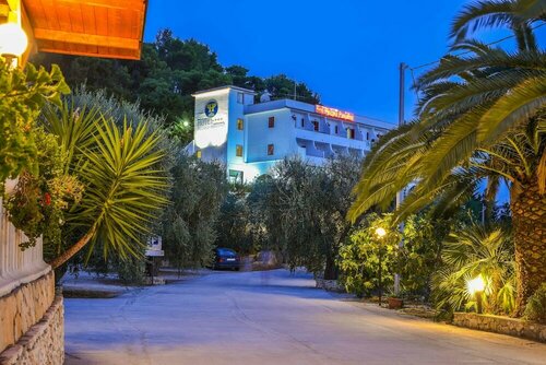 Hotel Piccolo Paradiso, Забронировать Отель Отели Пескичи 3 звезды, 3*