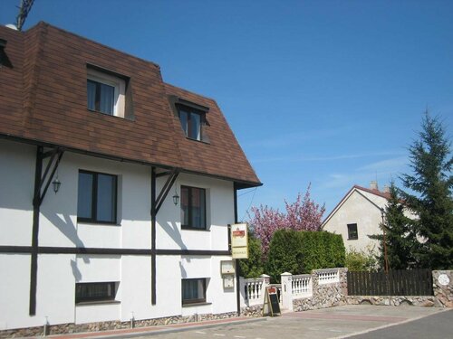Villa Andy, Reserva ahora Villa Cabañas en Praga 5, Cabaña