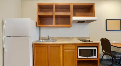 WoodSpring Suites Chesapeake-Norfolk Greenbrier, Забронировать Отель Норфолк Виргиния