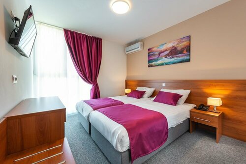 Hotel Komodor, Забронировать Отель Отели Дубровника с питанием, рядом с Пляж Бабин Кук, Пансион
