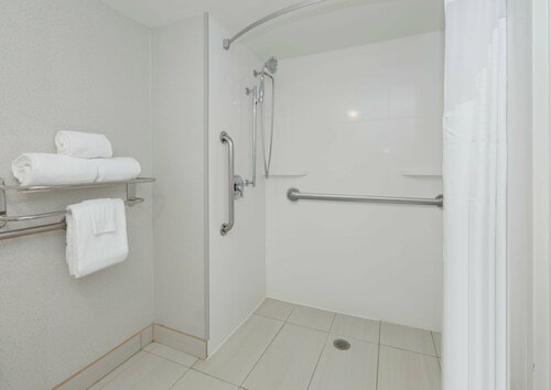Holiday Inn Express & Suites Irving Conv Ctr - Las Colinas by IHG, Забронировать Отель Ирвинг Dallas - Fort Worth Metropolitan Area