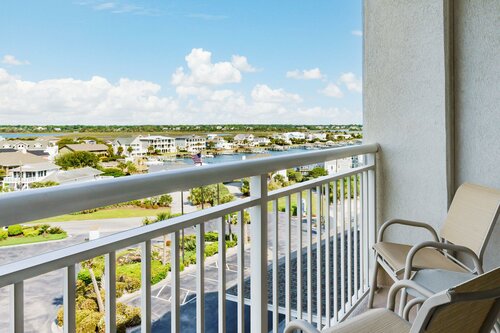 Holiday Inn Resort Lumina on Wrightsville Beach by IHG, Забронировать Курортный отель Райтсвилл-Бич Уилмингтон