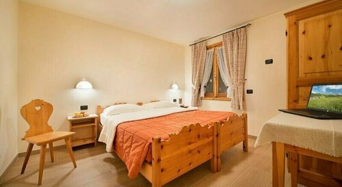 Chalet Faifer, Забронировать Шале Виллы Ливиньо, рядом с Кресельный подъёмник Теола-Пьянони Басси (нижняя станция), Вилла