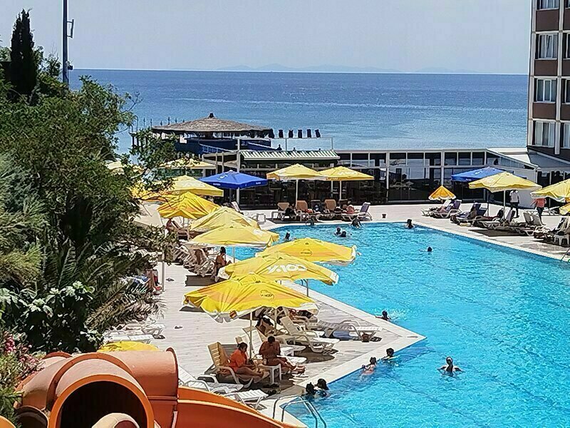 Artemis Marin Princess Hotel