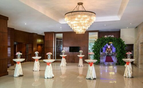 Golden Prince Hotel & Suites, Prenota Hotel Hotel a Cebu con parcheggio, Parcheggio