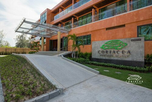 Coriacea Beachfront Boutique Phuket Resort, Забронировать Курортный отель Май-Кхао-Бич остров Пхукет