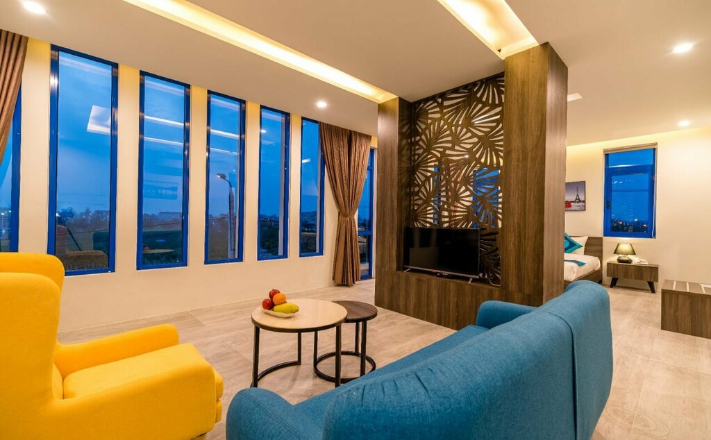 Vivian Blue Villa