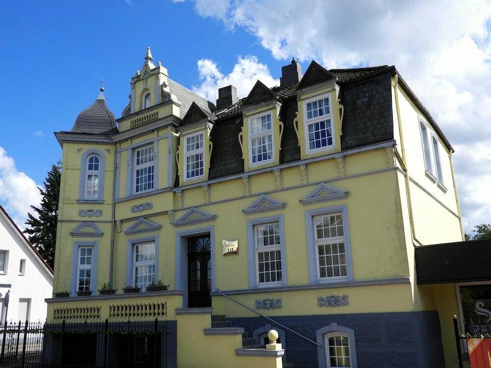 Villa Heideglück früher Hotel Villa Schneverdingen