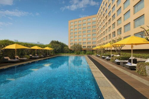 Courtyard by Marriott Mumbai International Airport, Забронировать Отель Хар Мумбай