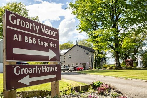 Groarty House/Manor, Забронировать Отель «постель и завтрак» Отели Графства Лондондерри с парковкой, Парковка