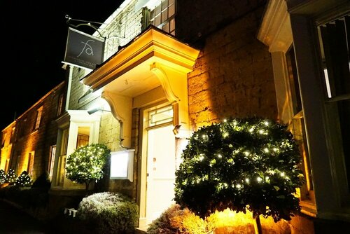 The Feversham Arms Hotel & Verbena Spa, Book Hotel SPA-hoteller i Yorkshire Moors, SPA