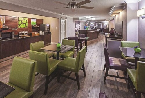 La Quinta Inn Laredo I-35, Varaa Hotelli Laredo Texas