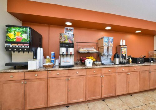 Red Carpet Inn Newark - Irvington NJ, Buchen Sie Hotel Newark North Jersey