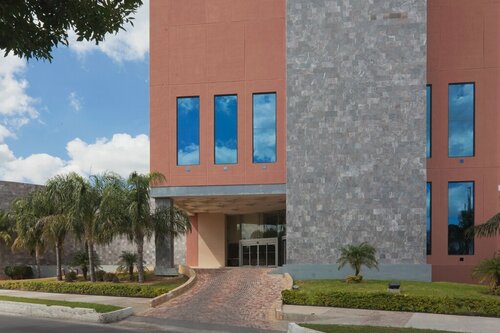 Best Western PLUS Nuevo Laredo Inn & Suites, Réserver Hôtel Laredo Texas