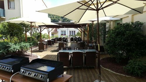 Hôtel Le Palmarium, Book Hotel Hoteller i Pyrénées-Orientales med parkering, Parkering