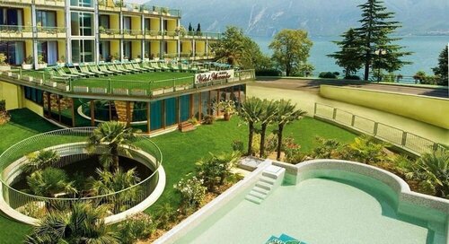 Hotel Alexander, Забронировать Отель Отели Ломбардии с питанием, Пансион