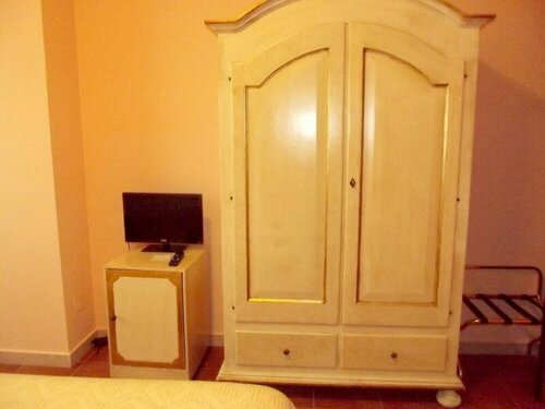 The Court of Opaka, Book Hotel Hoteller i Murgia med parkering, Parkering