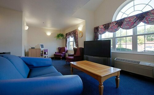 Americas Best Value Inn & Suites Racine, Buchen Sie Hotel Racine Wisconsin