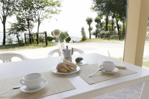Camping Zocco, Забронировать Кемпинг Манерба Valtenesi del Garda