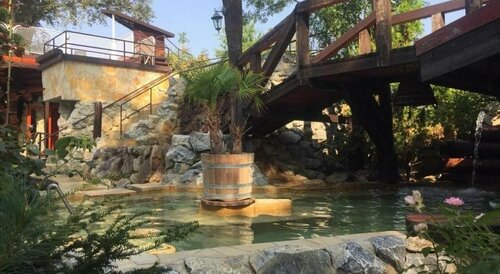 Hotel Barbizon, Забронировать Отель Отели Северного Альфёльд с бассейном, Бассейн