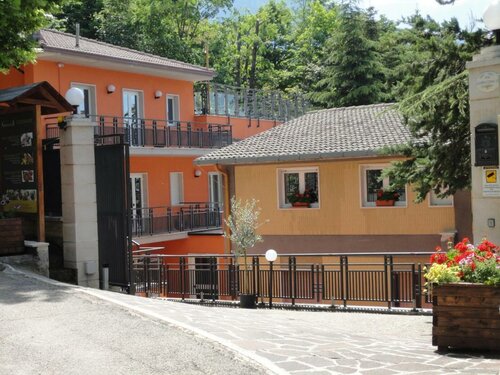 Hotel Arimannia, Book Hotel Hoteller i Abruzzo med pool, Swimmingpool