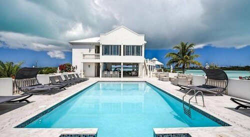 Neptune Villas, Забронировать Апарт-отель Файв-Кейс-Сеттлемент Провиденшиалс