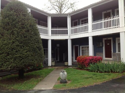 Lloyds On The River Country Inn By Oyo, Забронировать Отель Брайсон-Сити Great Smoky Mountains National Park
