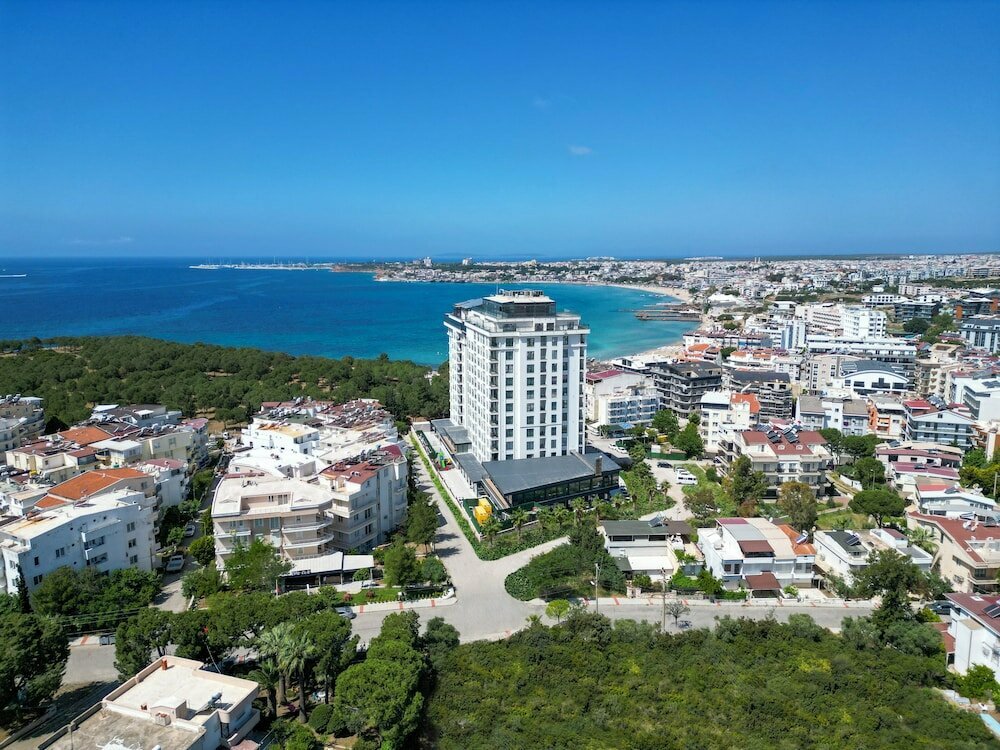 Maril Beach & SPA Hotel