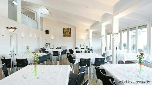 Landgraf, Book Hotel Linz hoteller med parkering, Parkering