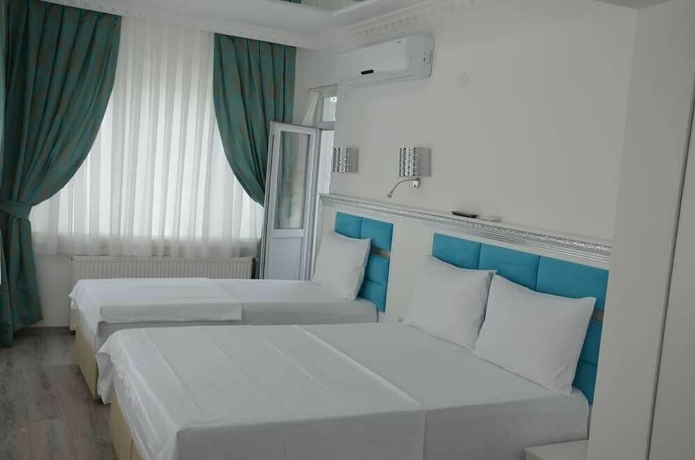 VIP Gold Suites