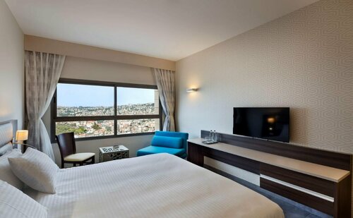 Ramada by Wyndham Nazareth, Book Hotel Hoteller i North District Israel med parkering, Parkering