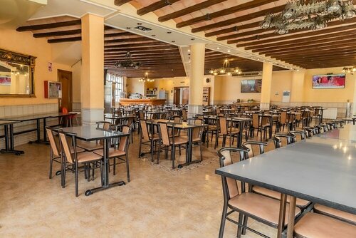 Hostal - Restaurante La Buena Villa by Vivere Stays, Забронировать Вилла Виллы Burgos Province, Вилла