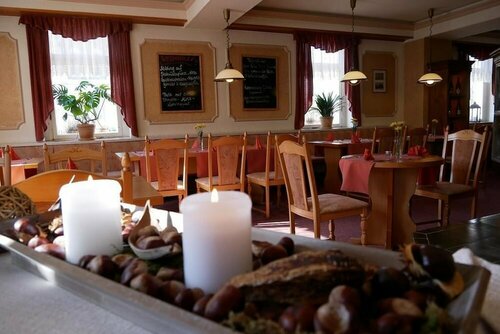 Hotel Garni Brauhof Niederwiesa, Book Hotel Hoteller i Sachsen med parkering, Parkering