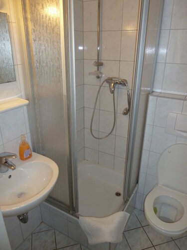 Hotel-Gasthof Grüner Hof, Забронировать Отель Отели Баварии с парковкой, Парковка