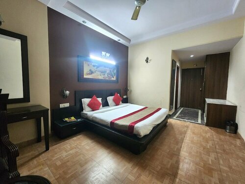 Hotel Mid Town, Забронировать Отель Карол-Бах Нью-Дели