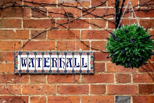 Trivelles WaterhallCountry House