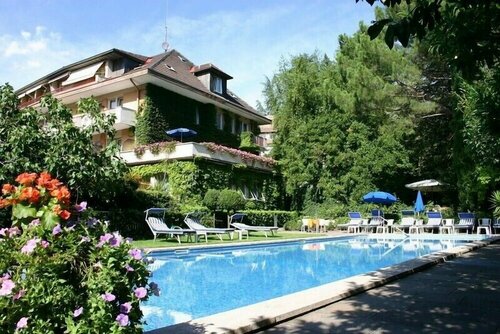 Hotel Juliane, Забронировать Отель Отели Аосты с питанием, Пансион
