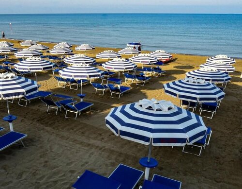 Hotel Kon Tiki, Забронировать Отель Сан-Винченцо Берег Этрусков