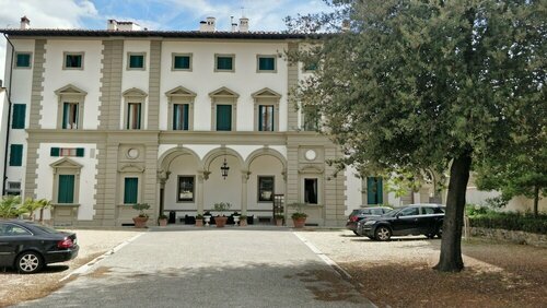 Villa Royal, Забронировать Вилла Отели Флоренции с бассейном, рядом с Генеральное консульство Испании во Флоренции, Бассейн